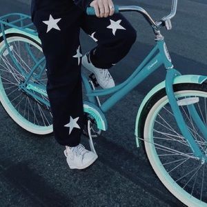 Trendy star sweatpants!